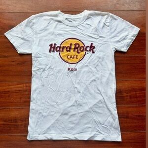 Hard Rock Cafe White Graphic T-Shirt